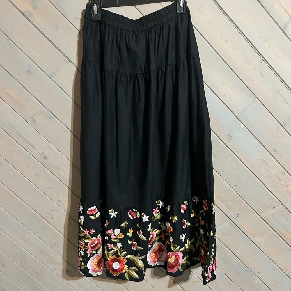 Soft‎ Surroundings Black Embroidered Floral Tiered Midi Skirt XS